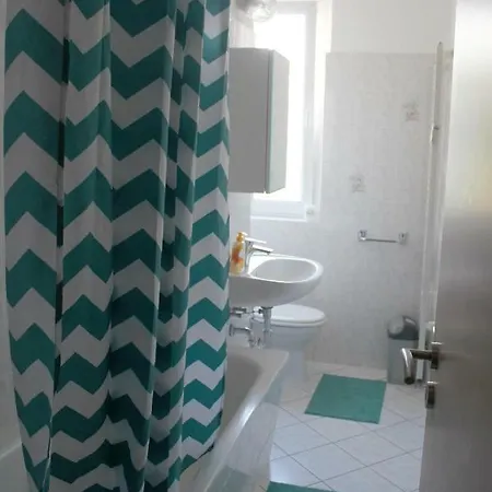 Apartment Flat *